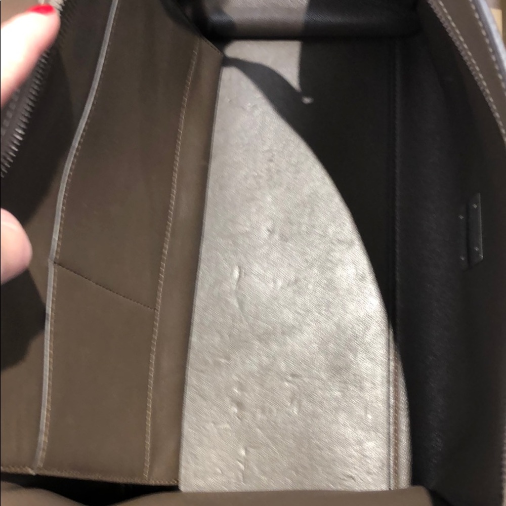 Celine Trapeze two way Bag! - Picture 6 of 8